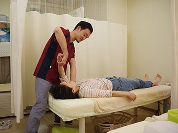 肩峰下インピンジメント症候群